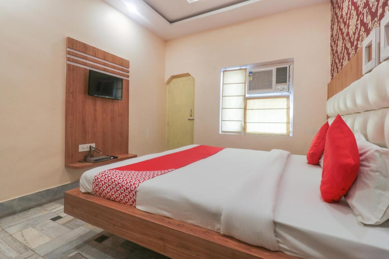 Oyo 60651 Hotel Arya Hotel